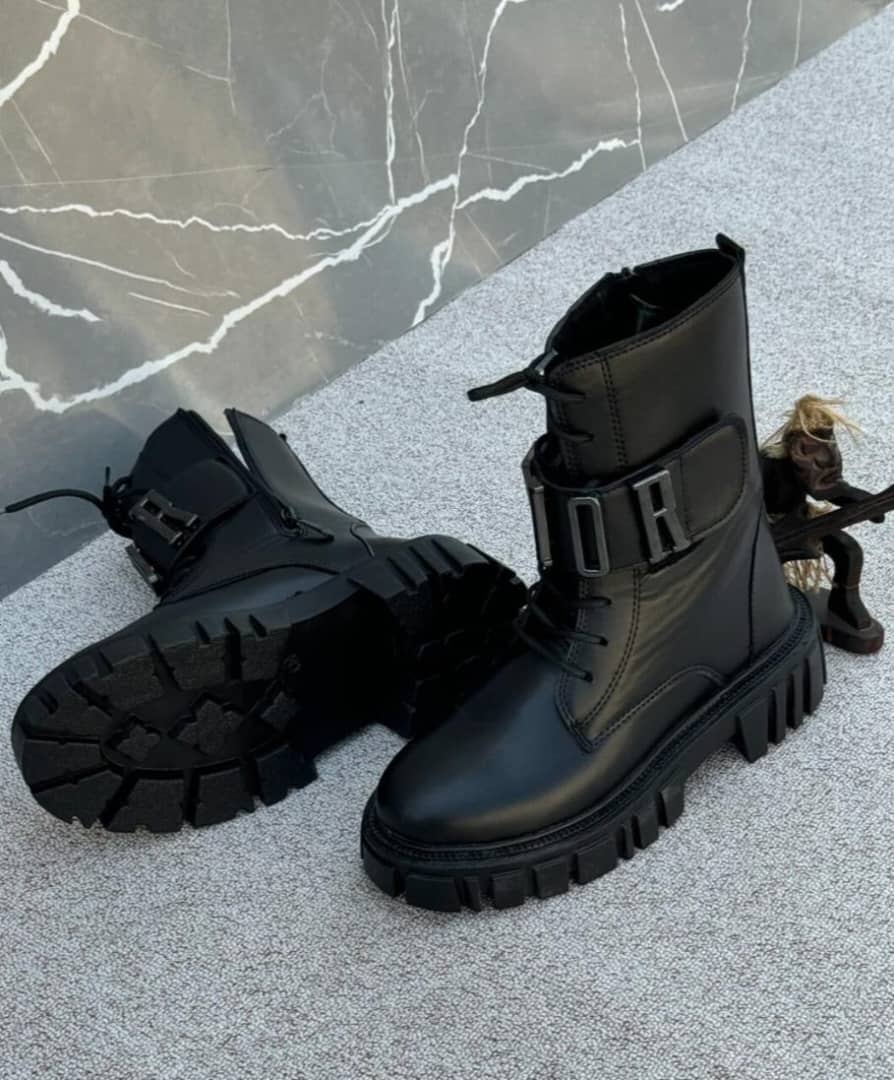 نیم بوت دایانا