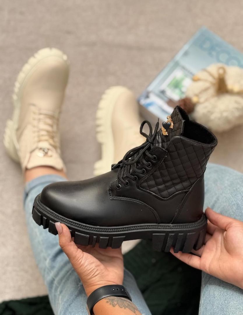 نیم بوت رهام